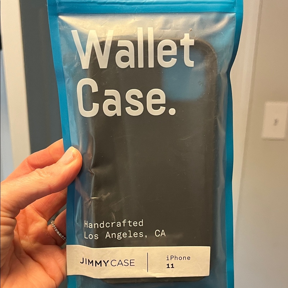 Black Wallet Case for iPhone 11